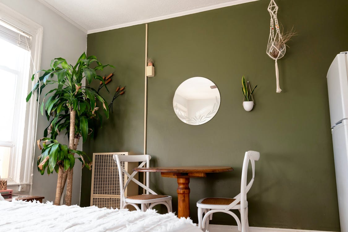 How to Create a Natural Look With the Right Room Colour